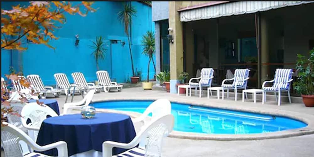 Hotel Alcala Del Rio Santiago Buitenkant foto