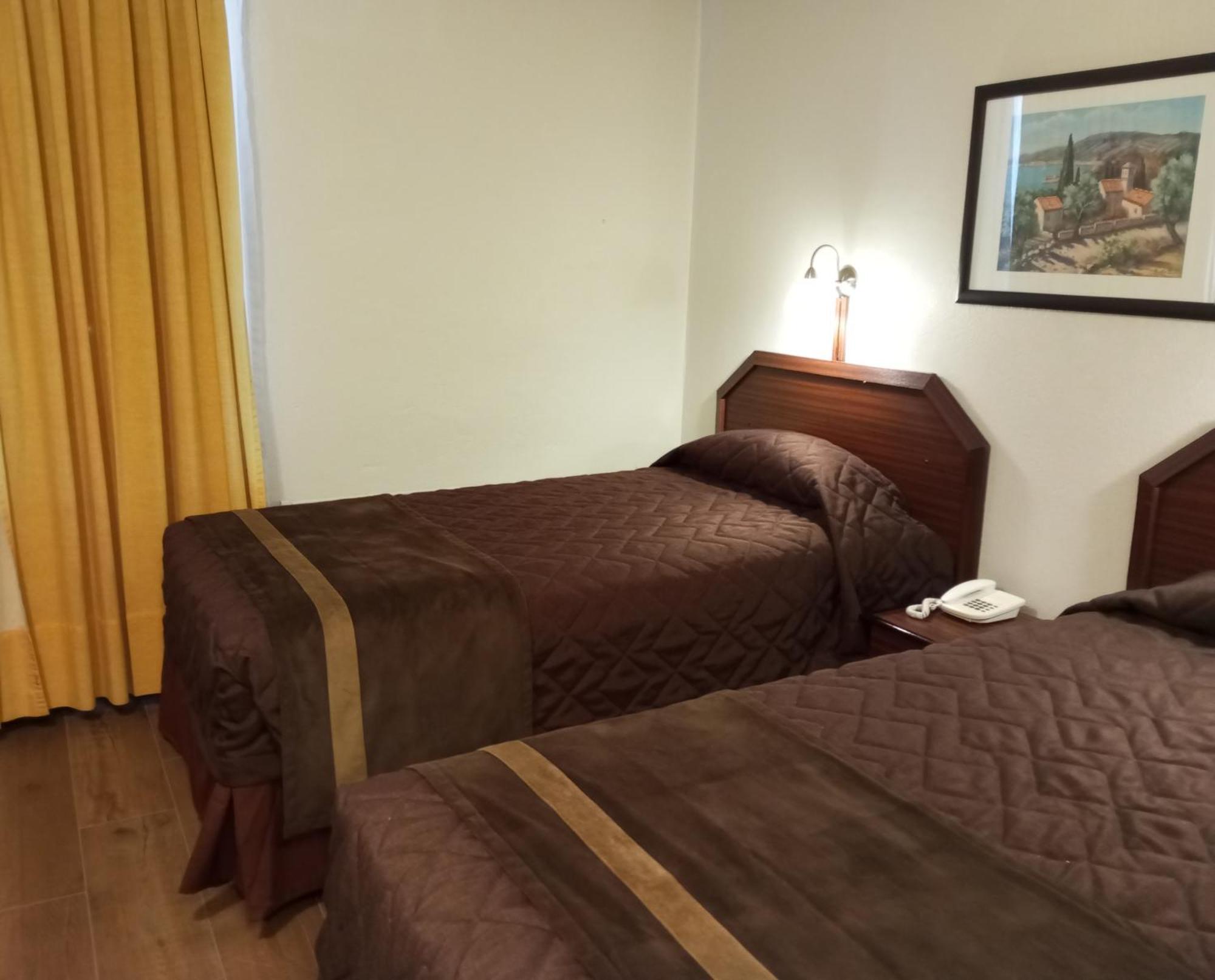 Hotel Alcala Del Rio Santiago Buitenkant foto